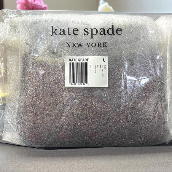 Kate Spade NWT Duet Spade Flower Embroidered Small Crossbody - Picture 3 of 8